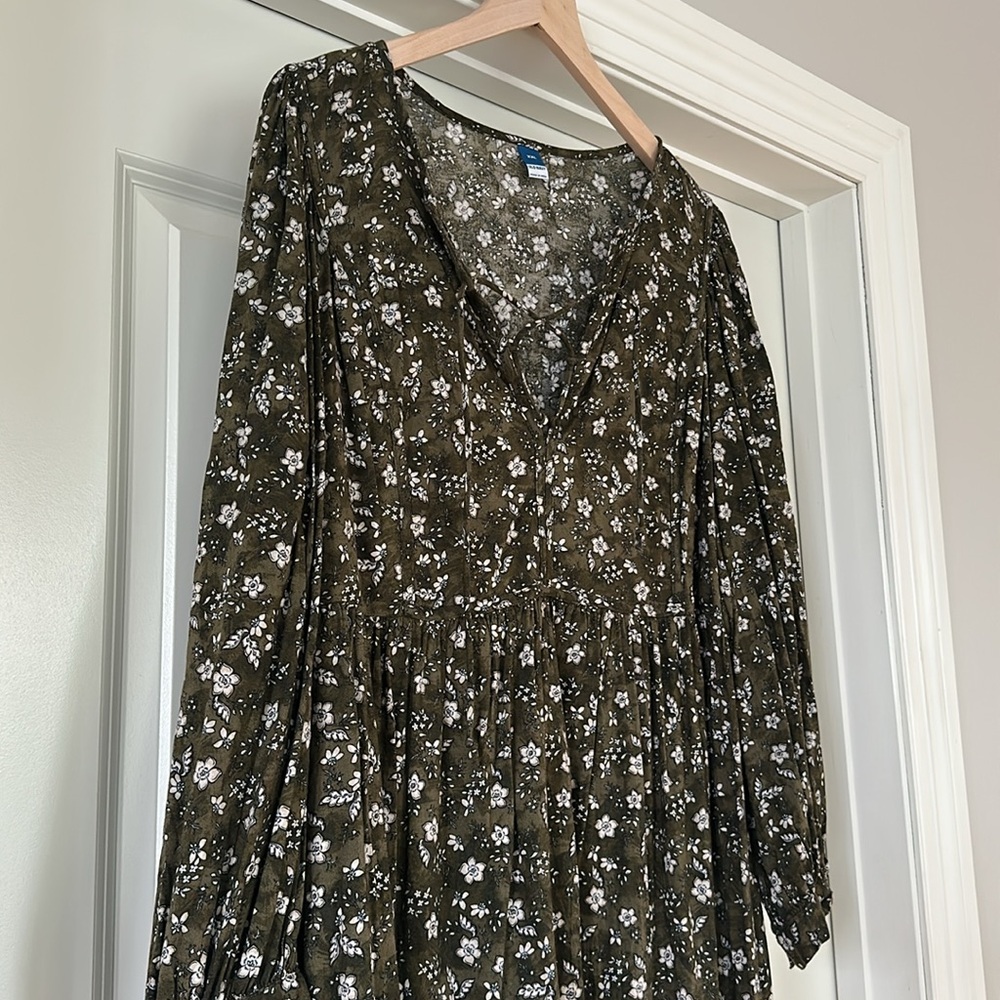 Old Navy Floral Midi Dress - Olive and White
